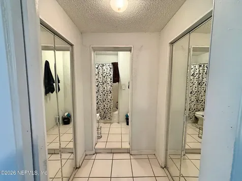 2846 Yellow Pine Drive Jacksonville FL 32277