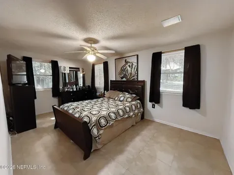 2846 Yellow Pine Drive Jacksonville FL 32277