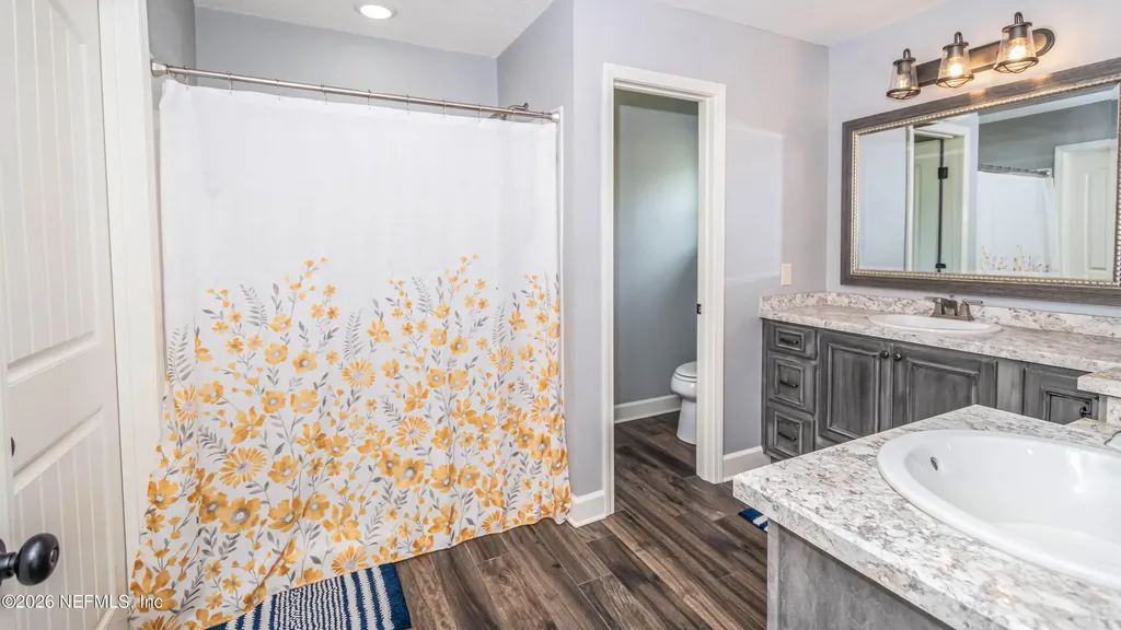 7016 Oakridge Drive Glen St. Mary FL 32040