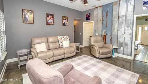 7016 Oakridge Drive Glen St. Mary FL 32040