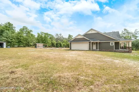 7016 Oakridge Drive Glen St. Mary FL 32040