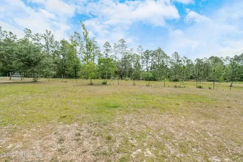 7016 Oakridge Drive Glen St. Mary FL 32040