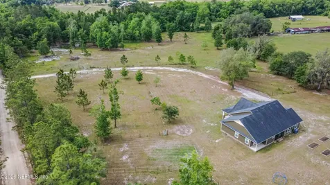 7016 Oakridge Drive Glen St. Mary FL 32040