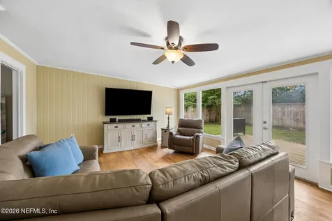 4338 Garibaldi Avenue Jacksonville FL 32210