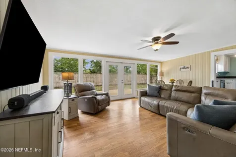 4338 Garibaldi Avenue Jacksonville FL 32210