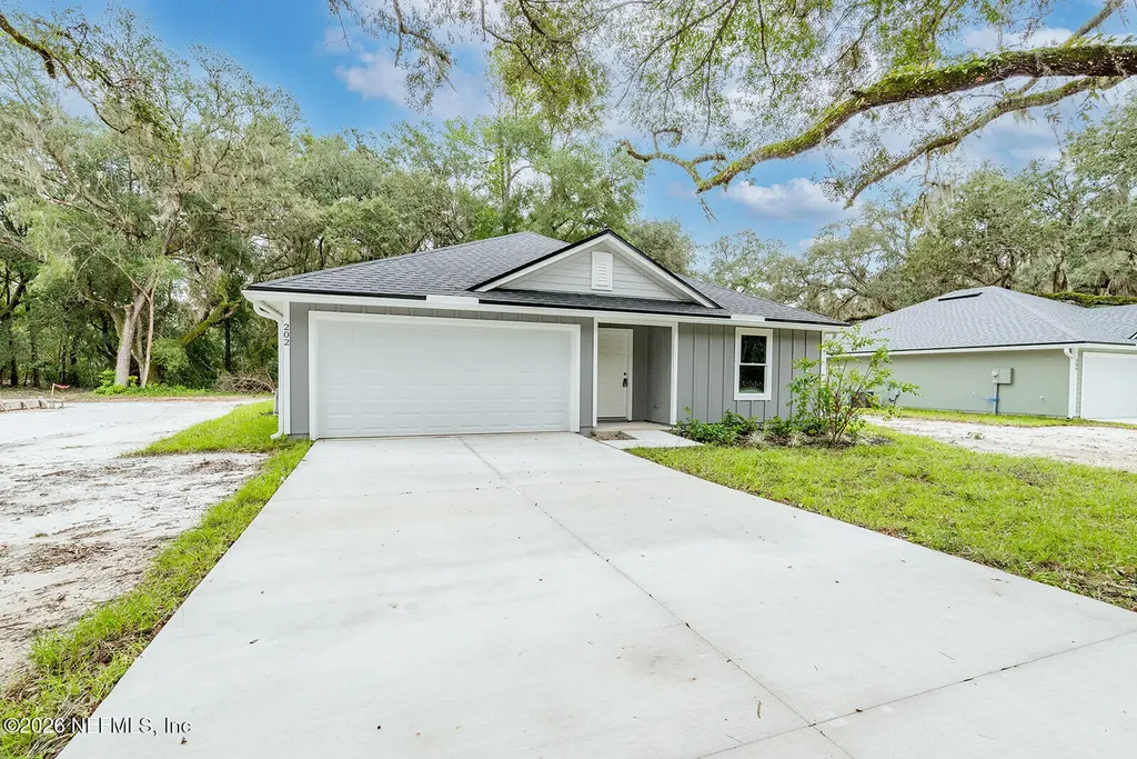 113 Street Lucie Street Florahome FL 32140