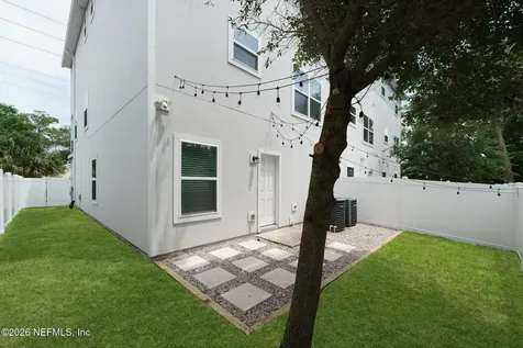 124 S 10th Street Jacksonville Beach FL 32250