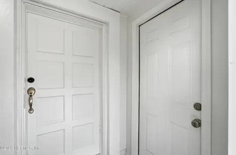 422 Tabor Drive W Jacksonville FL 32216