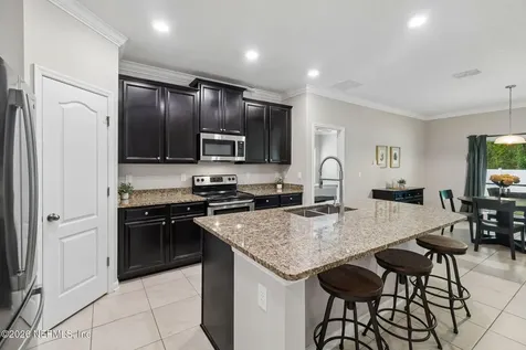 16156 Blossom Lake Drive Jacksonville FL 32218