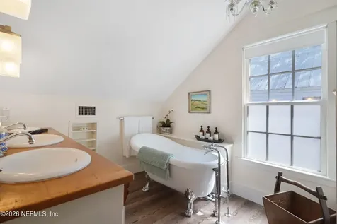 16 Locust Street St. Augustine FL 32084