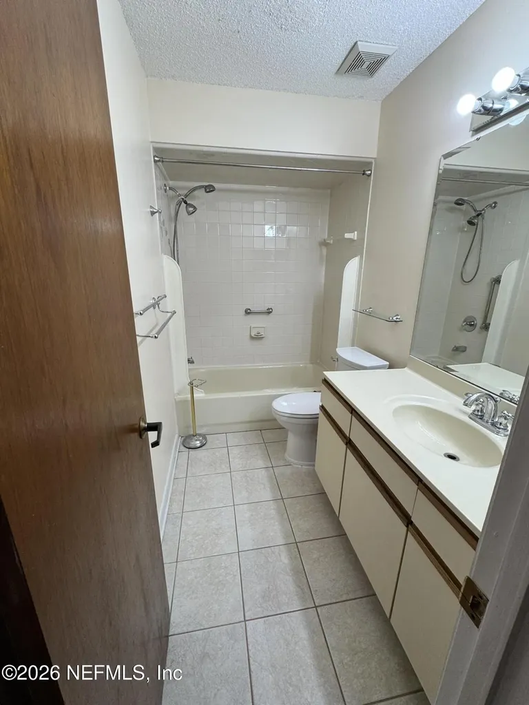 8550 Goldeneye Lane Jacksonville FL 32217