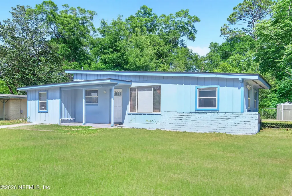 1629 Louvre Drive Jacksonville FL 32221