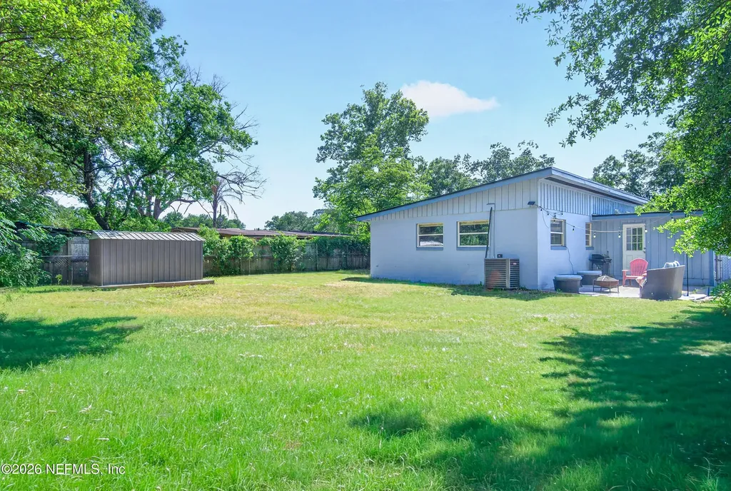 1629 Louvre Drive Jacksonville FL 32221