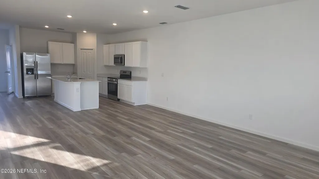 6916 Golden Monarch Avenue Jacksonville FL 32217