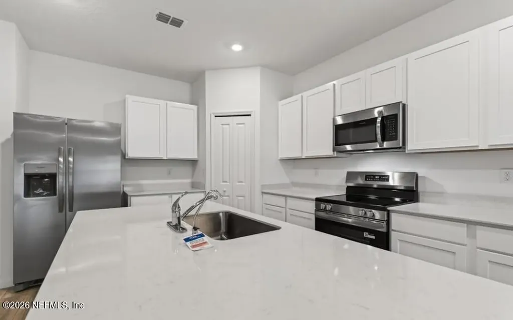 6916 Golden Monarch Avenue Jacksonville FL 32217