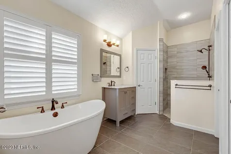813 W American Eagle Drive St. Augustine FL 32092