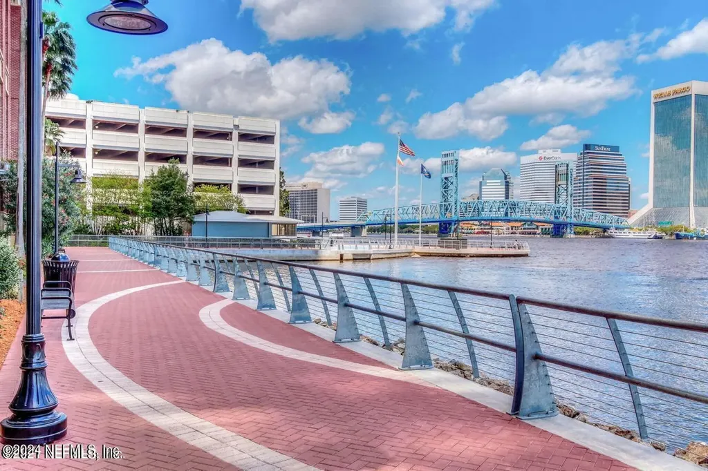 1431 Riverplace Boulevard Jacksonville FL 32207