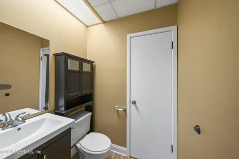 8810 Goodbys Executive Drive Jacksonville FL 32217