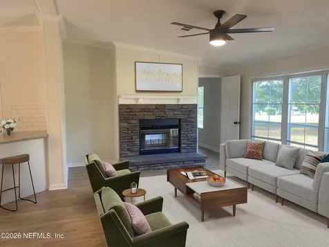 195 Yucca Street Middleburg FL 32068