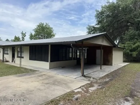 134 Queen Street Palatka FL 32177