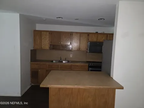7229 Ken Knight Drive E Jacksonville FL 32209