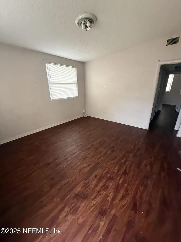 9068 11th Avenue Jacksonville FL 32208
