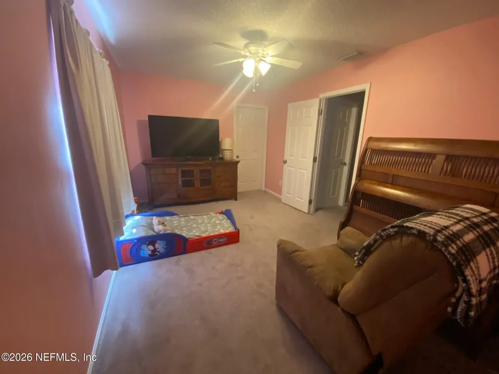 7043 Valley Crest Court Jacksonville FL 32277