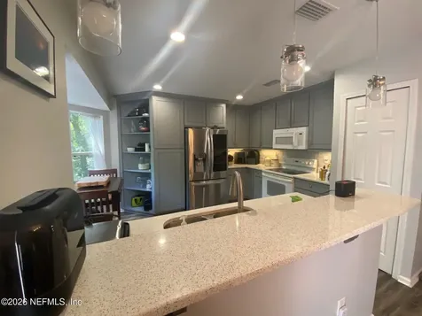 7043 Valley Crest Court Jacksonville FL 32277