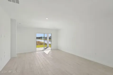 7394 Everett Forest Drive Jacksonville FL 32219