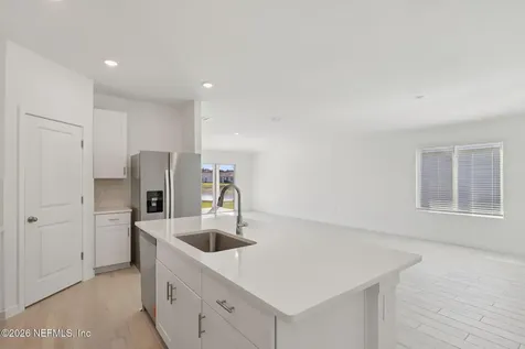 7394 Everett Forest Drive Jacksonville FL 32219