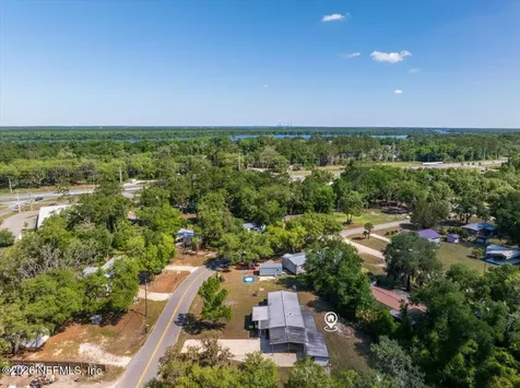 242 Tropic Avenue Satsuma FL 32189