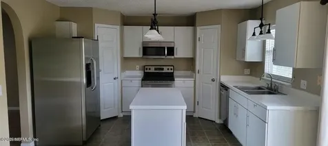 2017 Millington Lane Jacksonville FL 32246