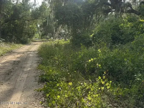 108 Ridgeline Avenue Satsuma FL 32189