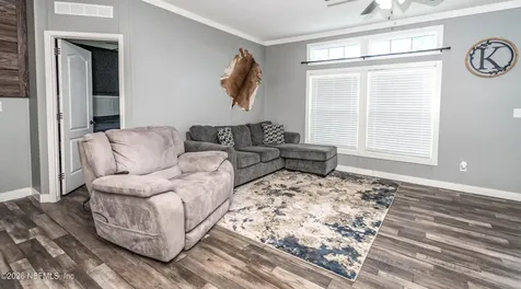 7697 Bill Davis Road Glen St. Mary FL 32040