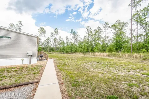 7697 Bill Davis Road Glen St. Mary FL 32040
