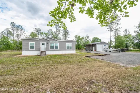 7697 Bill Davis Road Glen St. Mary FL 32040