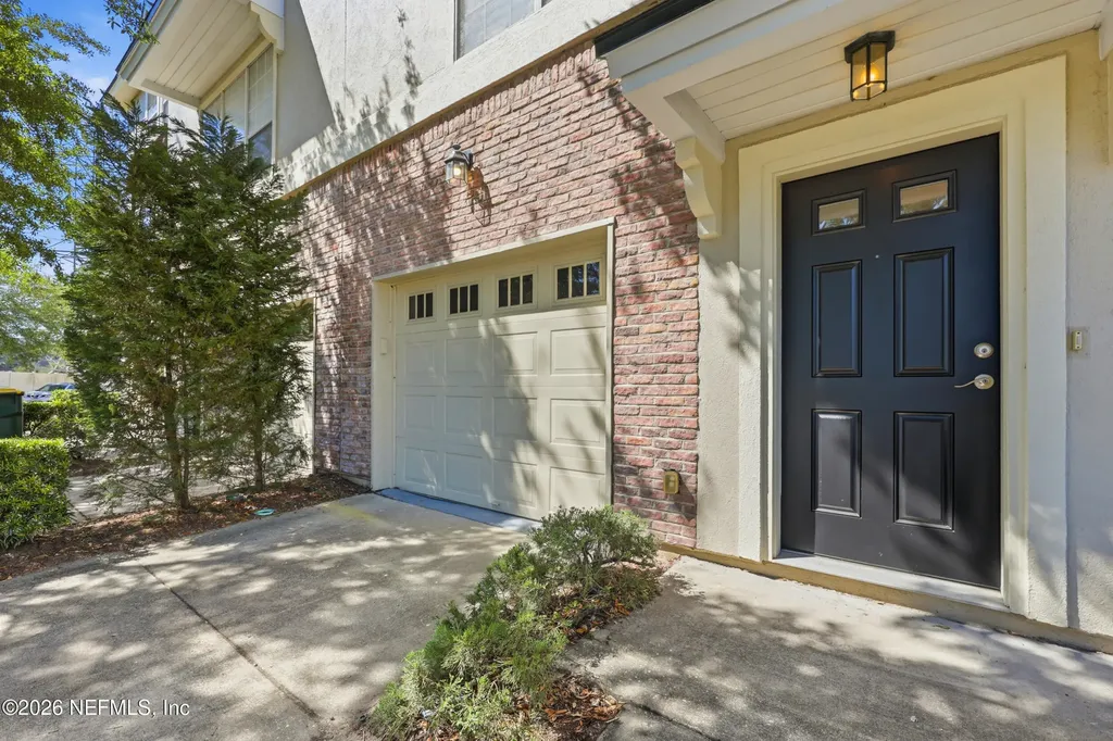 4454 Capital Dome Drive Jacksonville FL 32246