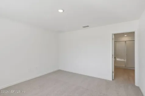 7386 Everett Forest Drive Jacksonville FL 32219