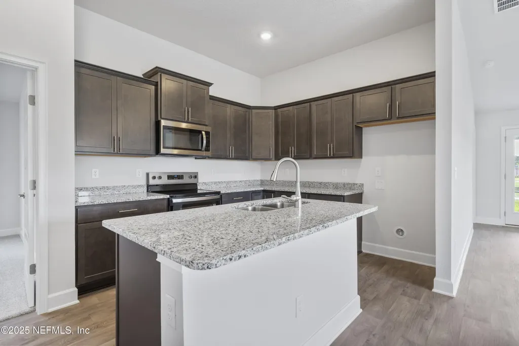 3334 Meadow Ridge Place Green Cove Springs FL 32043