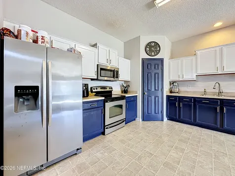 8638 Julia Marie Circle Jacksonville FL 32210