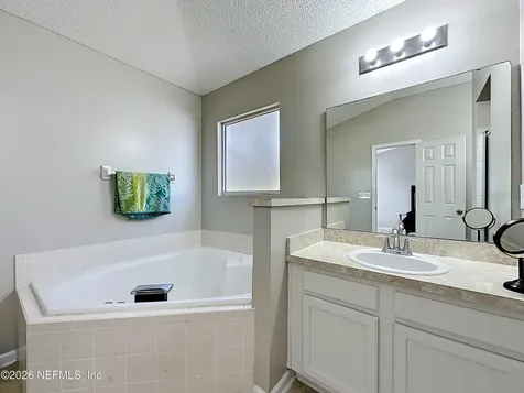 8638 Julia Marie Circle Jacksonville FL 32210