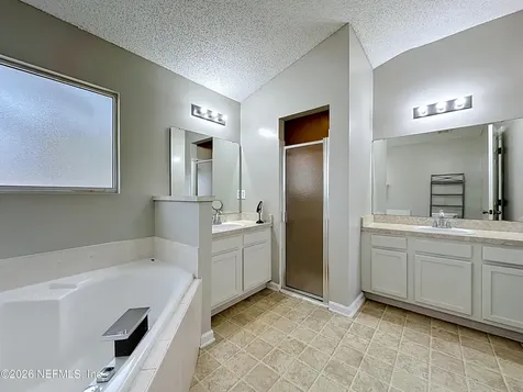 8638 Julia Marie Circle Jacksonville FL 32210