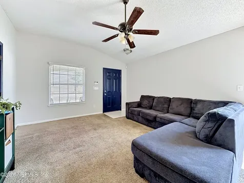 8638 Julia Marie Circle Jacksonville FL 32210