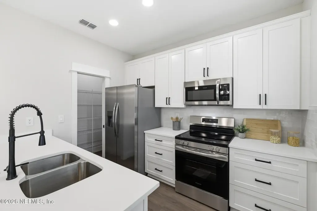 1312 1st Avenue N Jacksonville Beach FL 32250