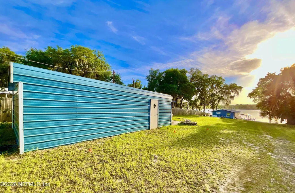 125 Floradandy Road Hawthorne FL 32640