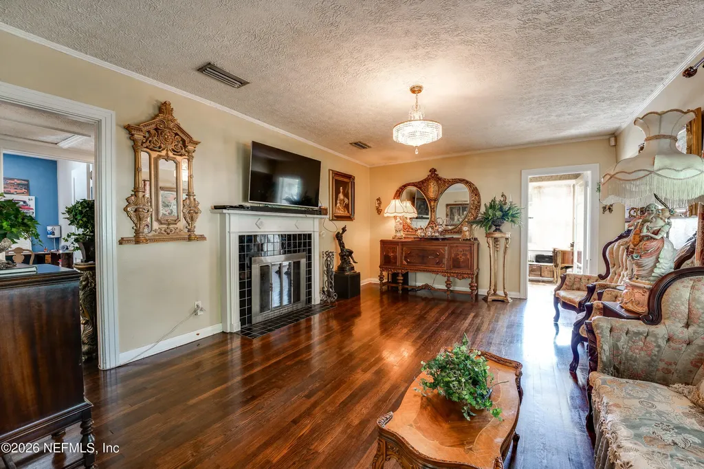 1335 Azalea Drive Jacksonville FL 32205