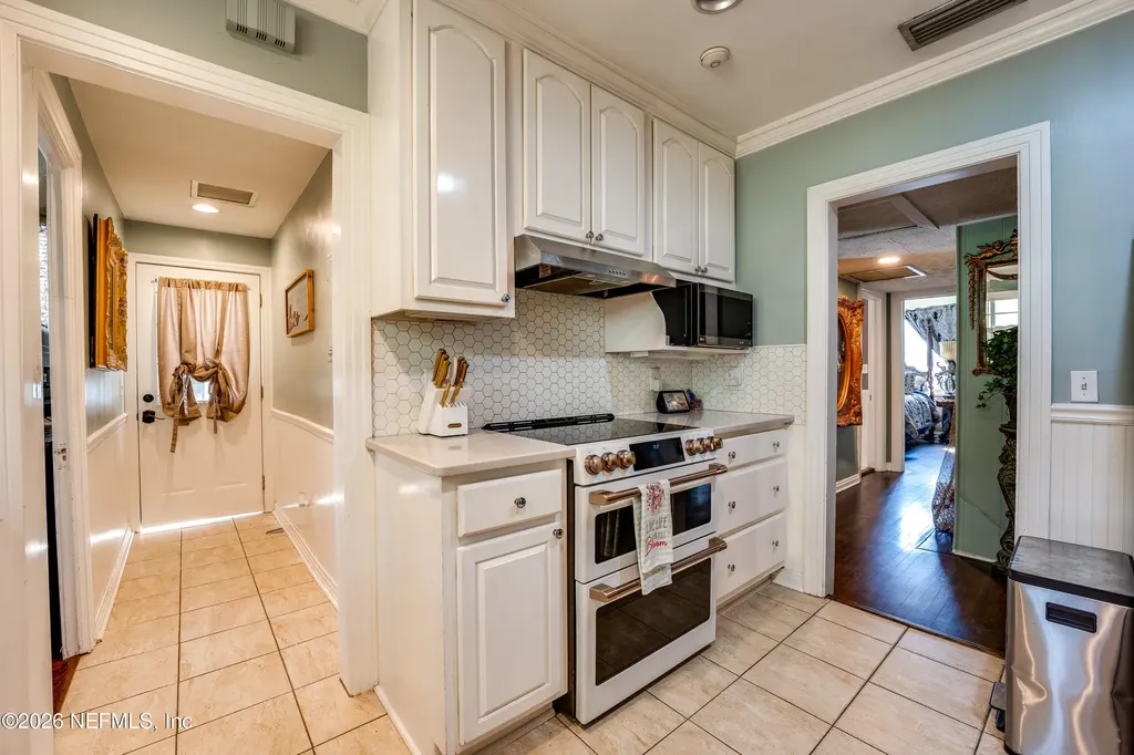 1335 Azalea Drive Jacksonville FL 32205