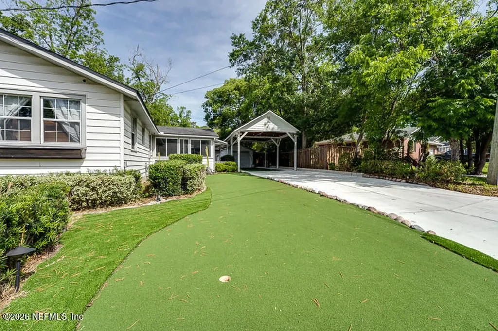 1335 Azalea Drive Jacksonville FL 32205