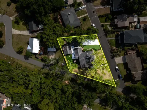 1335 Azalea Drive Jacksonville FL 32205