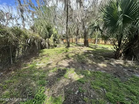 112 Putnam Avenue East Palatka FL 32131